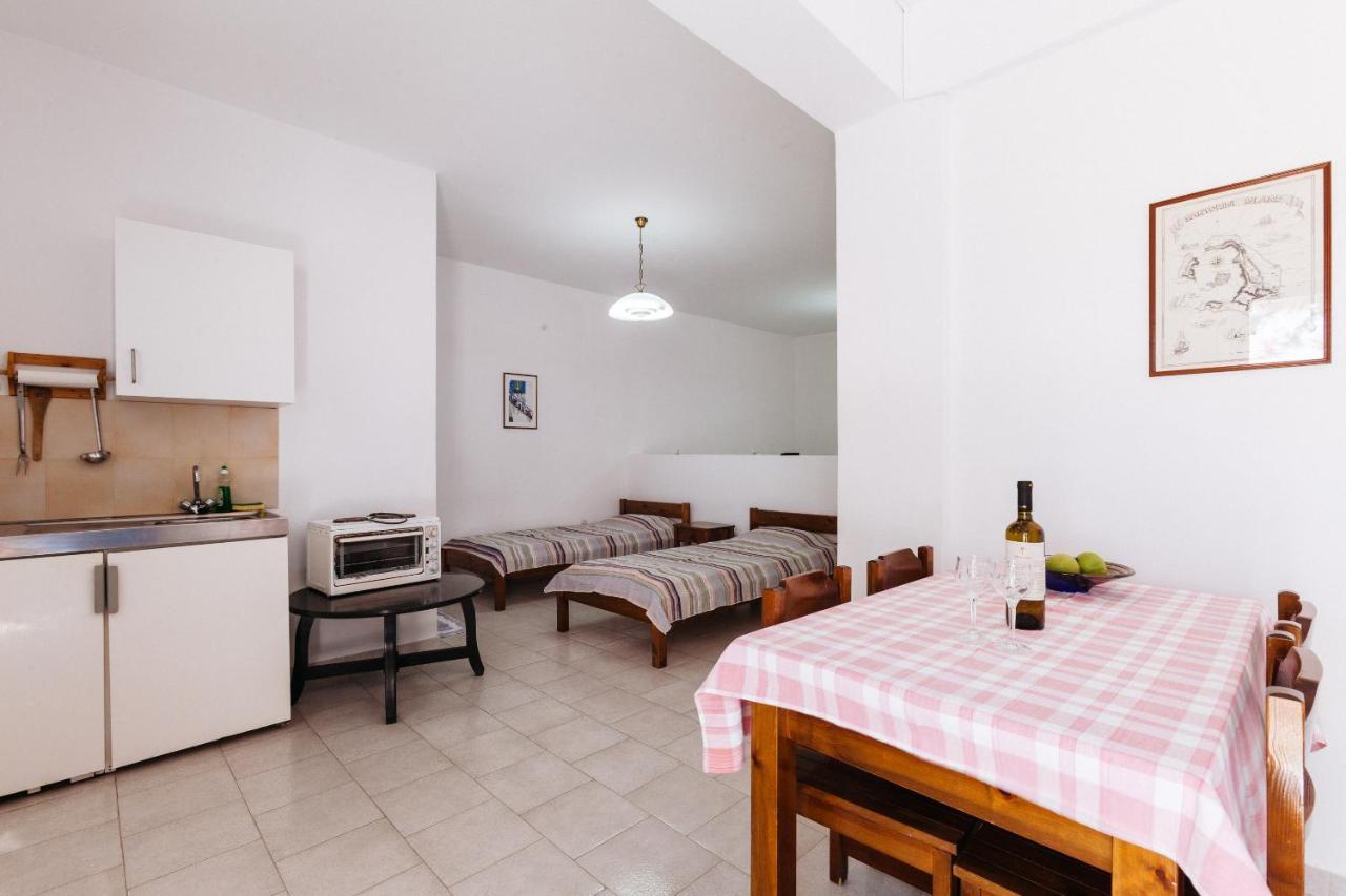 Thalassitis Coastal Apartments Perivolos  Exterior foto