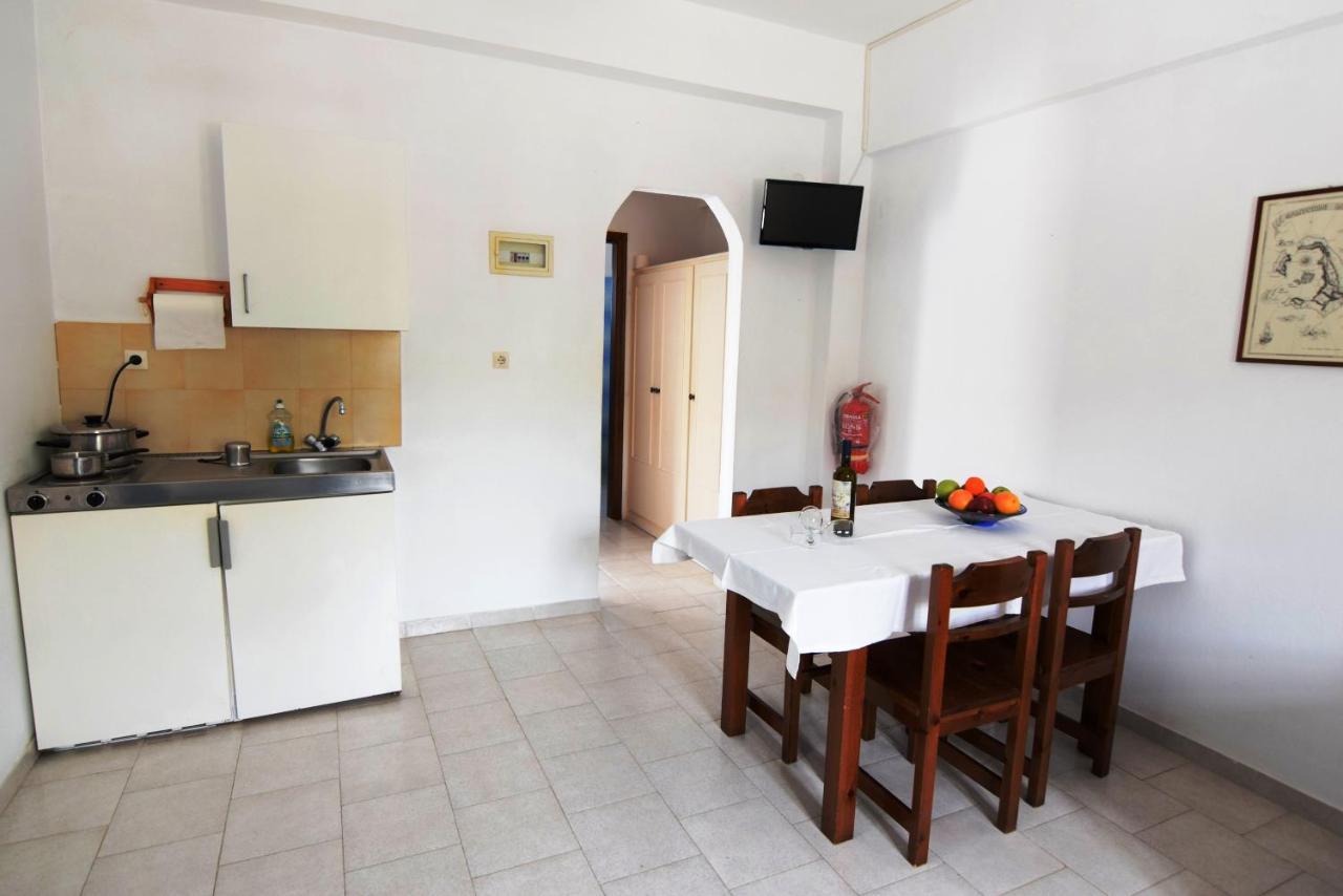Thalassitis Coastal Apartments Perivolos  Exterior foto